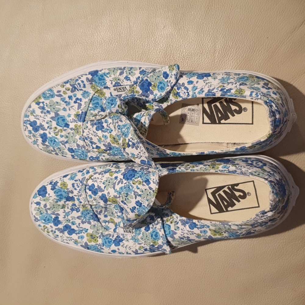 Vans Blue Floral Women's Slippers